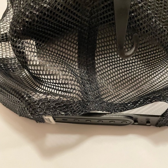 NWT Vans Beach Girl Baseball Cap/Hat One Size Adjustable Grey/Black Floral Print - Picture 2 of 3